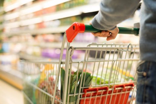 Consumo nos lares brasileiros subiu 3,37% em julho ante julho de 2022, aponta Abras