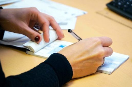 Número de inadimplentes acelera pelo sexto mês seguido e primeiro trimestre fecha com 62,1 milhões de negativados, apontam SPC Brasil e CNDL Mesmo