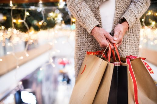 Vendas no Natal devem movimentar R$ 60 bilhões na economia, estimam CNDL/SPC Brasil