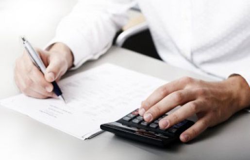 46% dos brasileiros não controlam seu orçamento, revela pesquisa do SPC Brasil